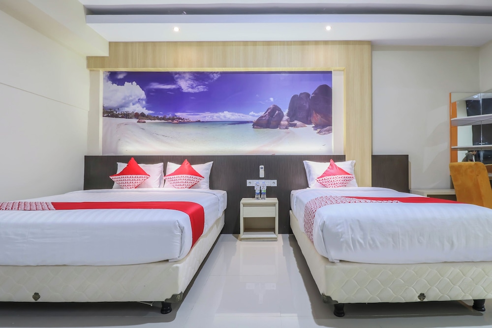Super OYO Balitone Residence 12/31