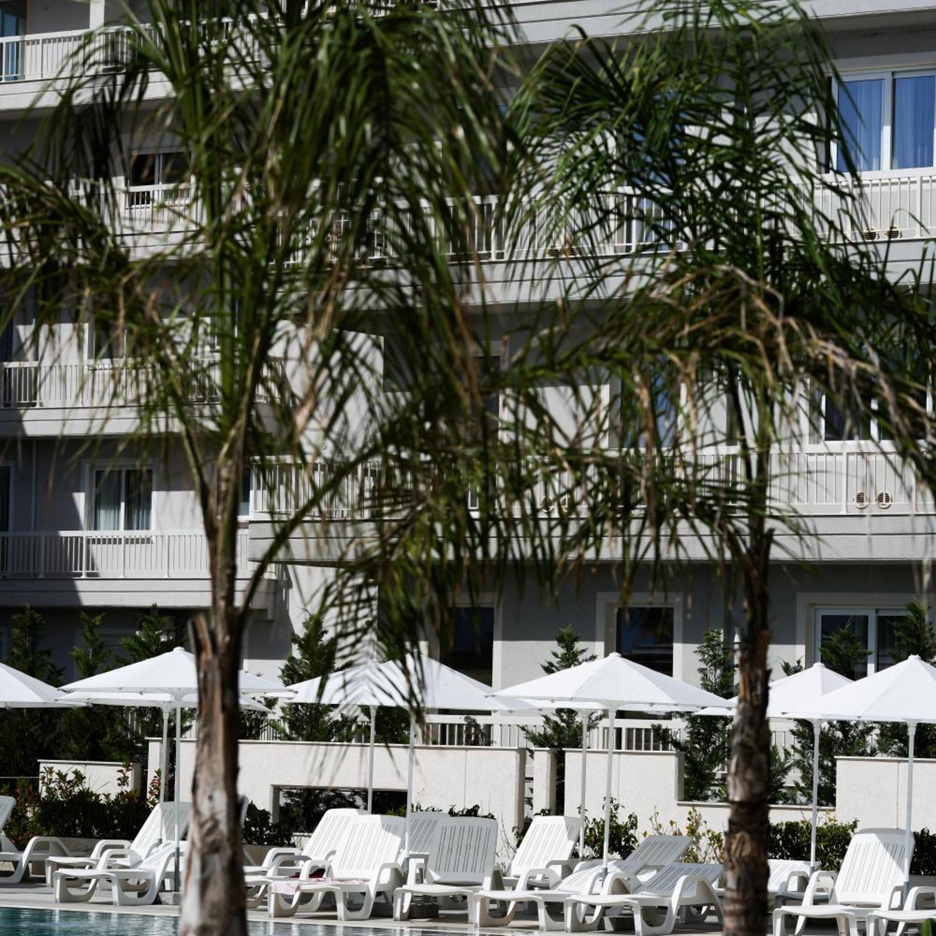 Naos Luxury Hotel 57/62