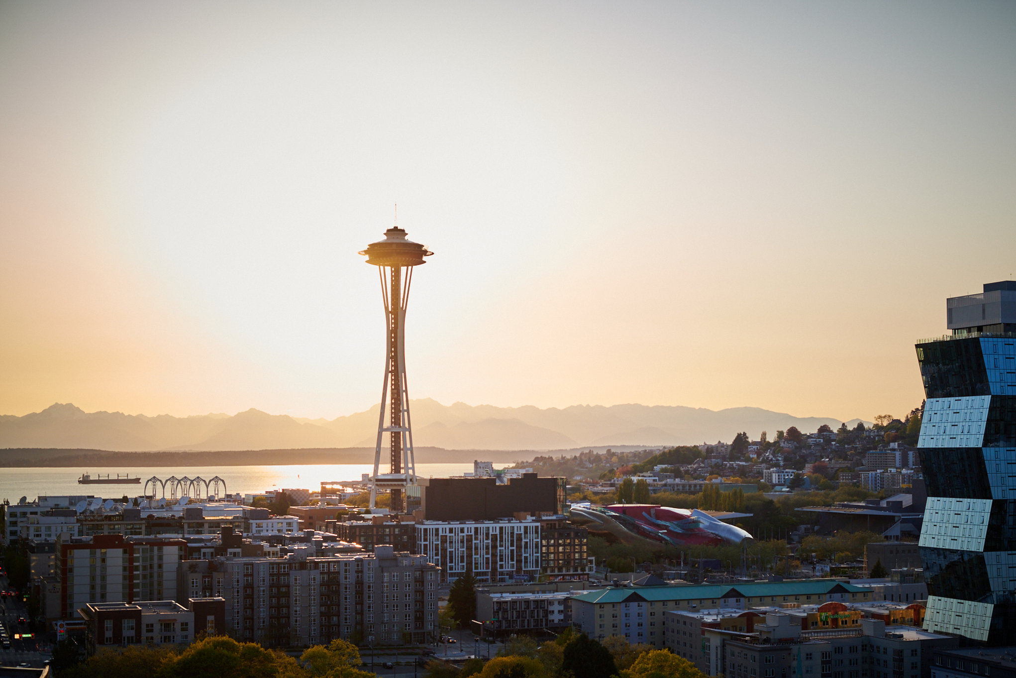 1 Hotel Seattle 78/84