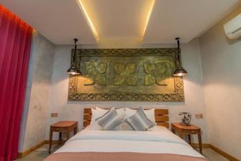 DELUXE, SUITE, DOUBLE BED, BALCONY