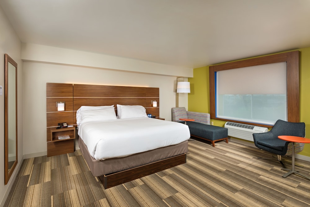 Standard, King Bed