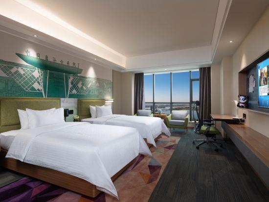 Deluxe, Twin Beds