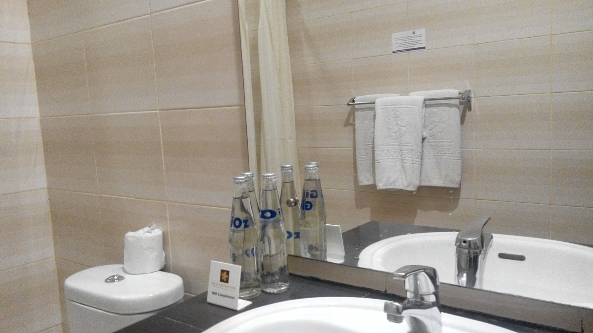 استوديو ثلاثي بثلاثة أسرّة، Kuta Central Park Hotel 8/10
