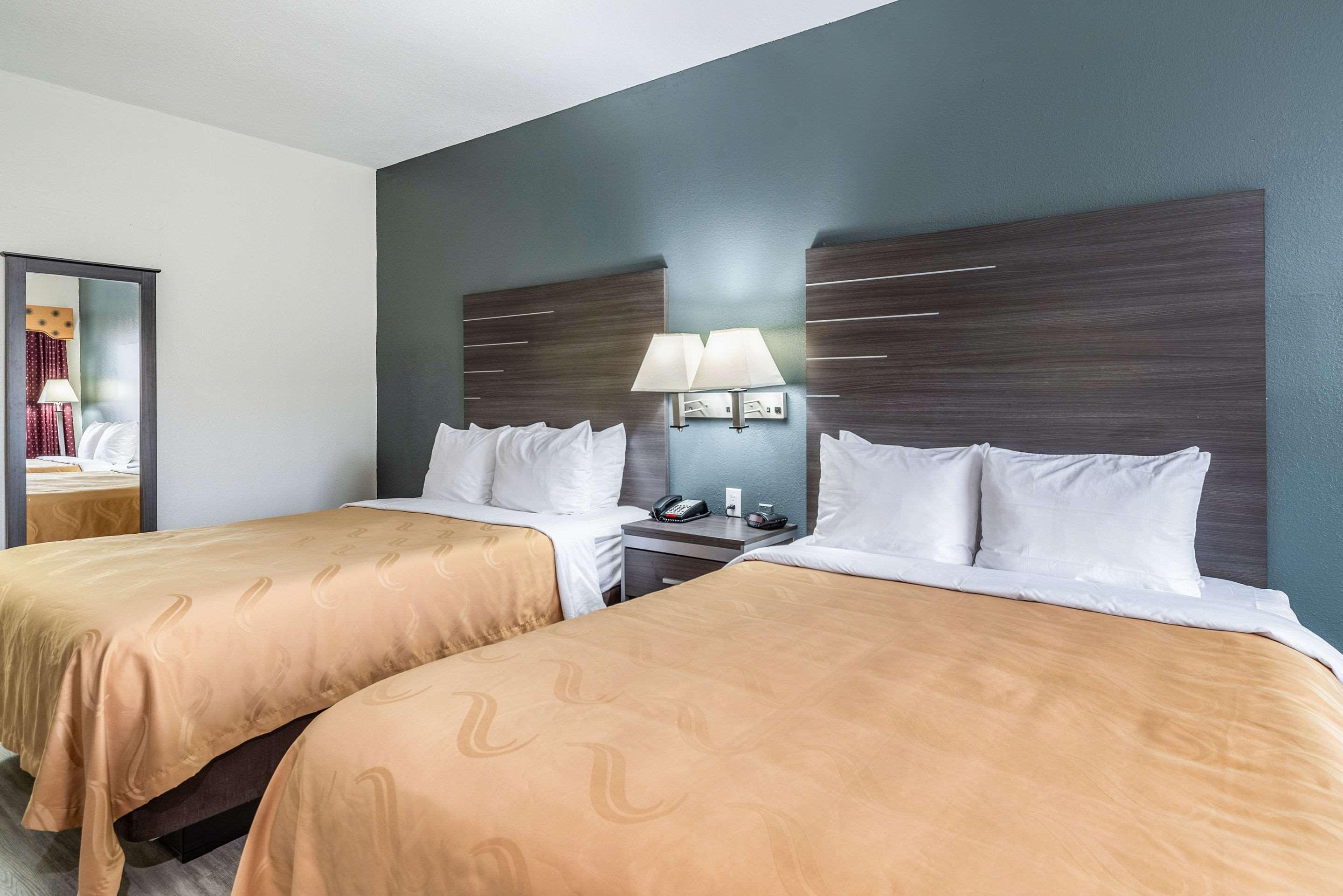 Room, 2 Queen Beds, Quality Inn & Suites Canton, TX 2/4