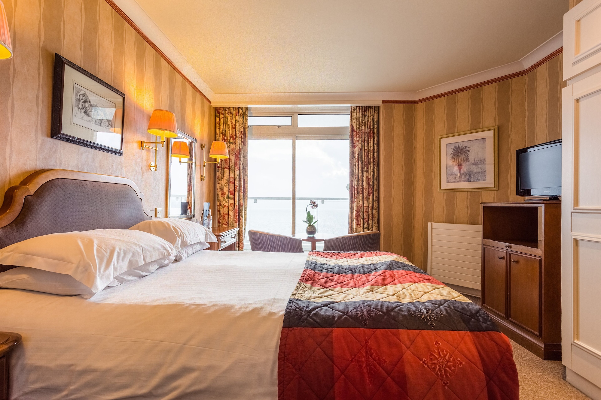 DELUXE, DOUBLE BED, BAY VIEW, BALCONY OR TERRACE