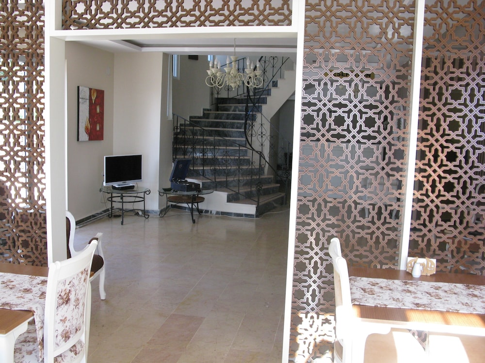 Enda Boutique Hotel 24/70