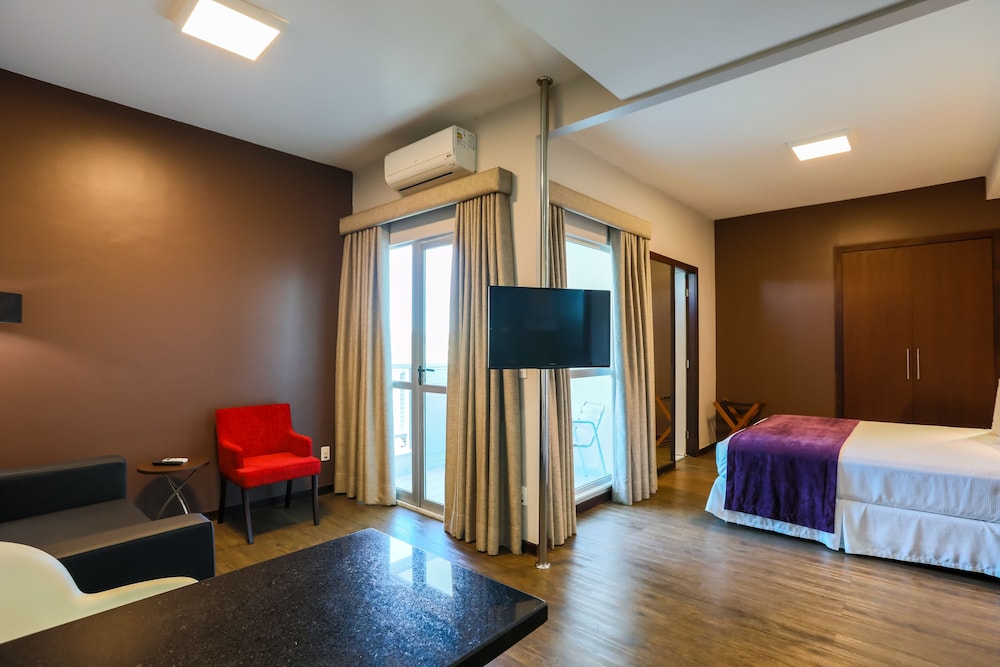 San Diego Suites Ipatinga 12/75