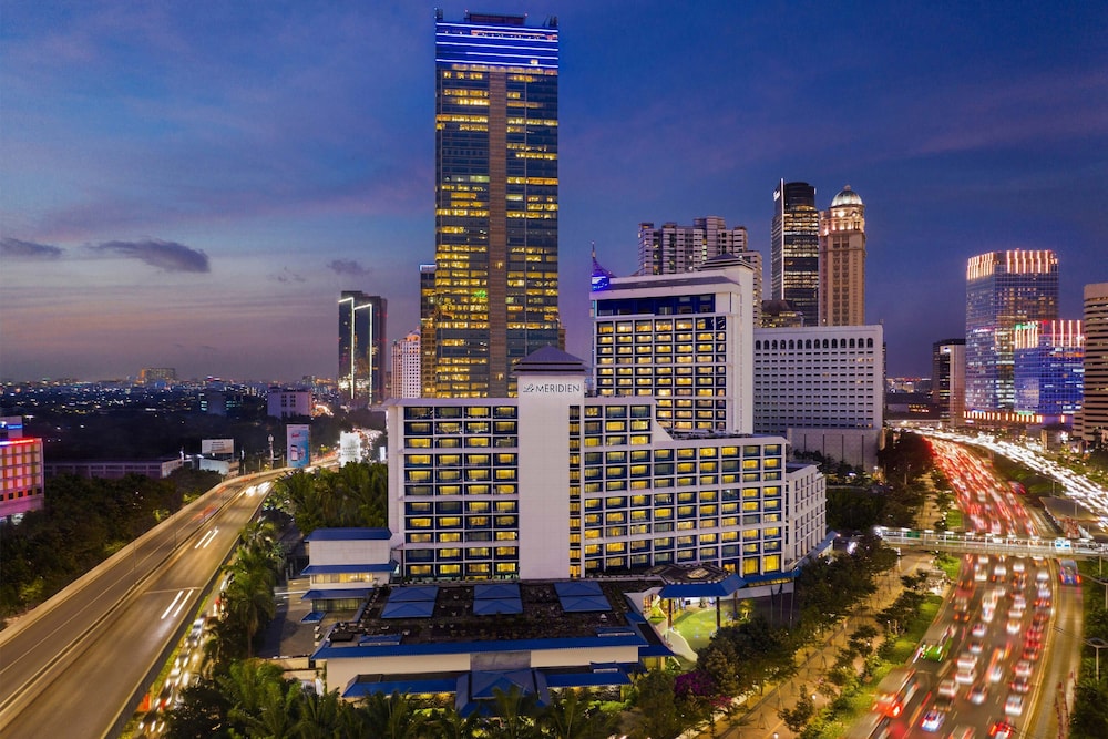 LE MERIDIEN JAKARTA 22/68