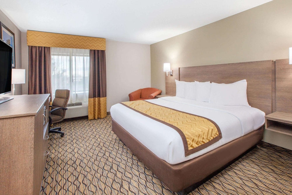 Baymont By Wyndham Grand Rapids Southeast 11/38