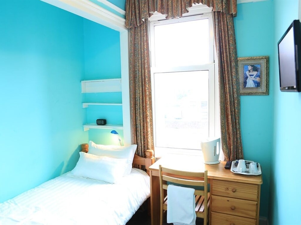Twin Lions Hotel 27/51