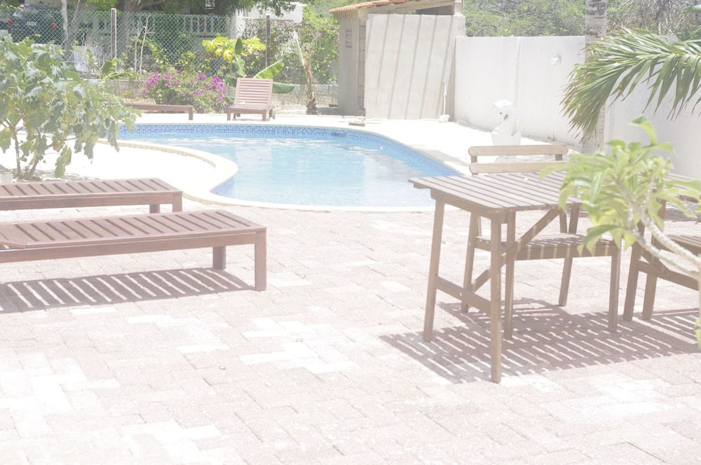 Advantage Mini Resort 32/38