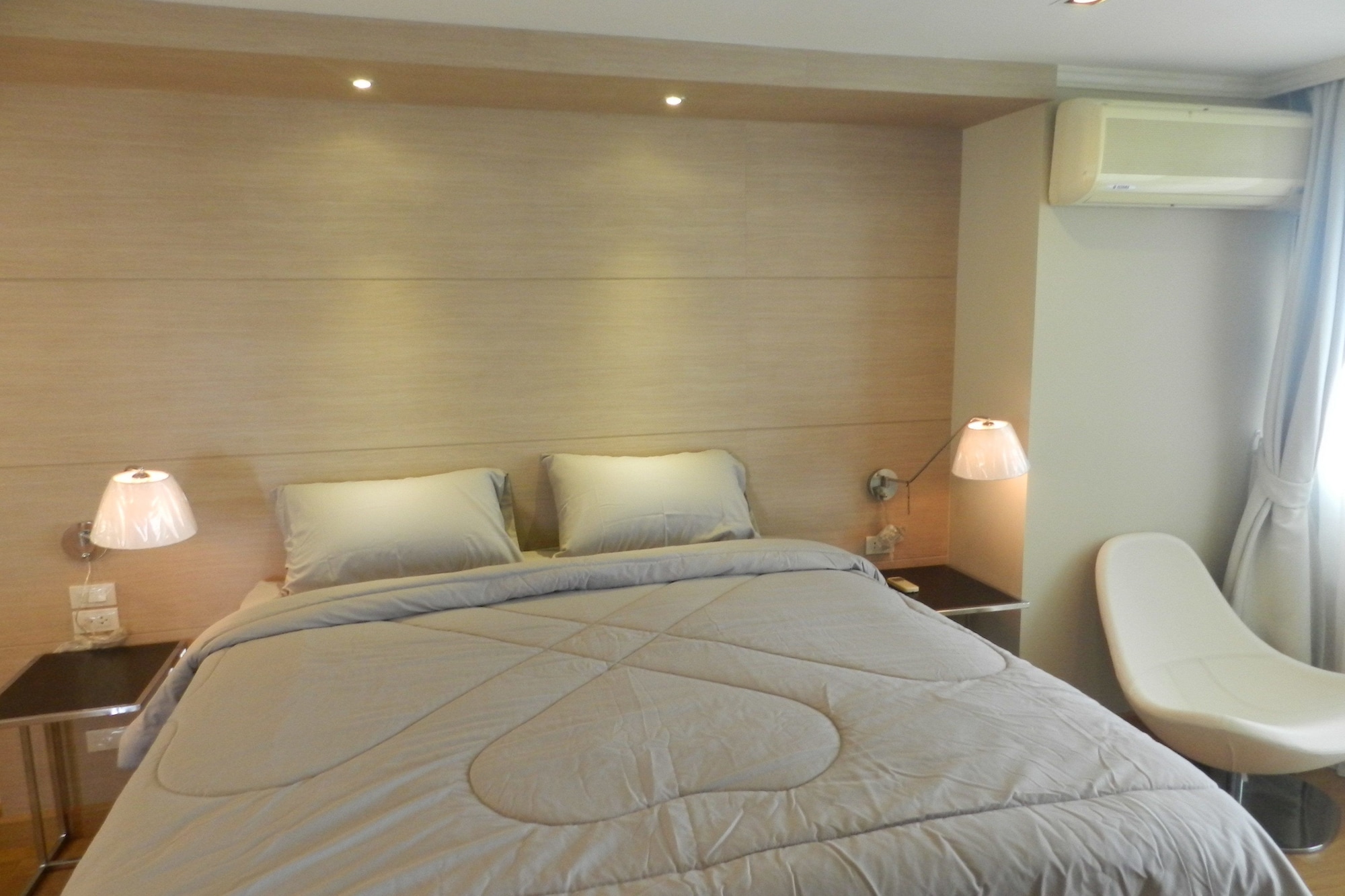 STUDIO, SUITE, SEA VIEW