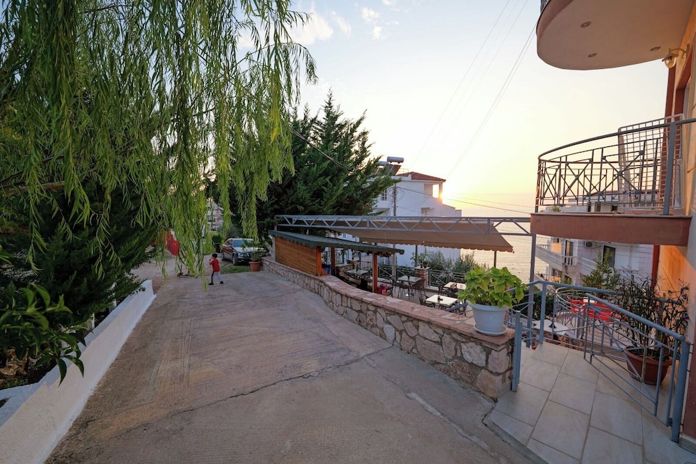 Melsi Apartments 41/50