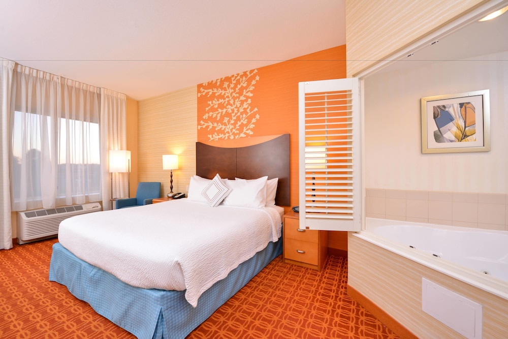 Fairfield Inn & Suites by Marriott White Marsh 5/33