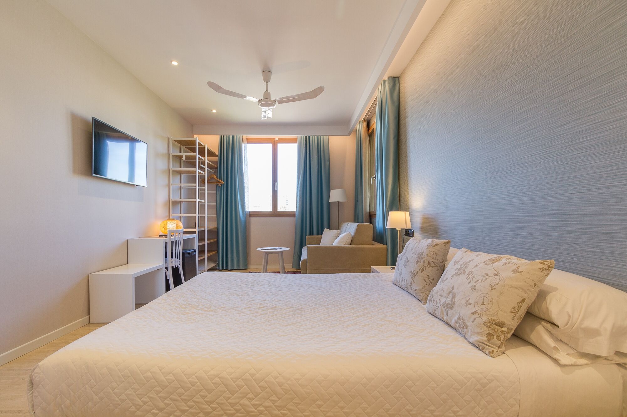 Family, Double Bed, Partial Ocean View, Sofa