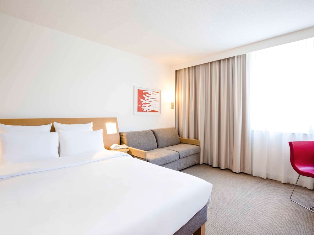NOVOTEL NUERNBERG MESSEZENTRUM 9/58