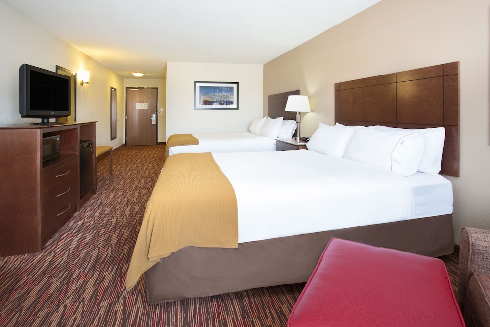 Holiday Inn Express Hotel Amp Suites Truth Or Consequences 20/76