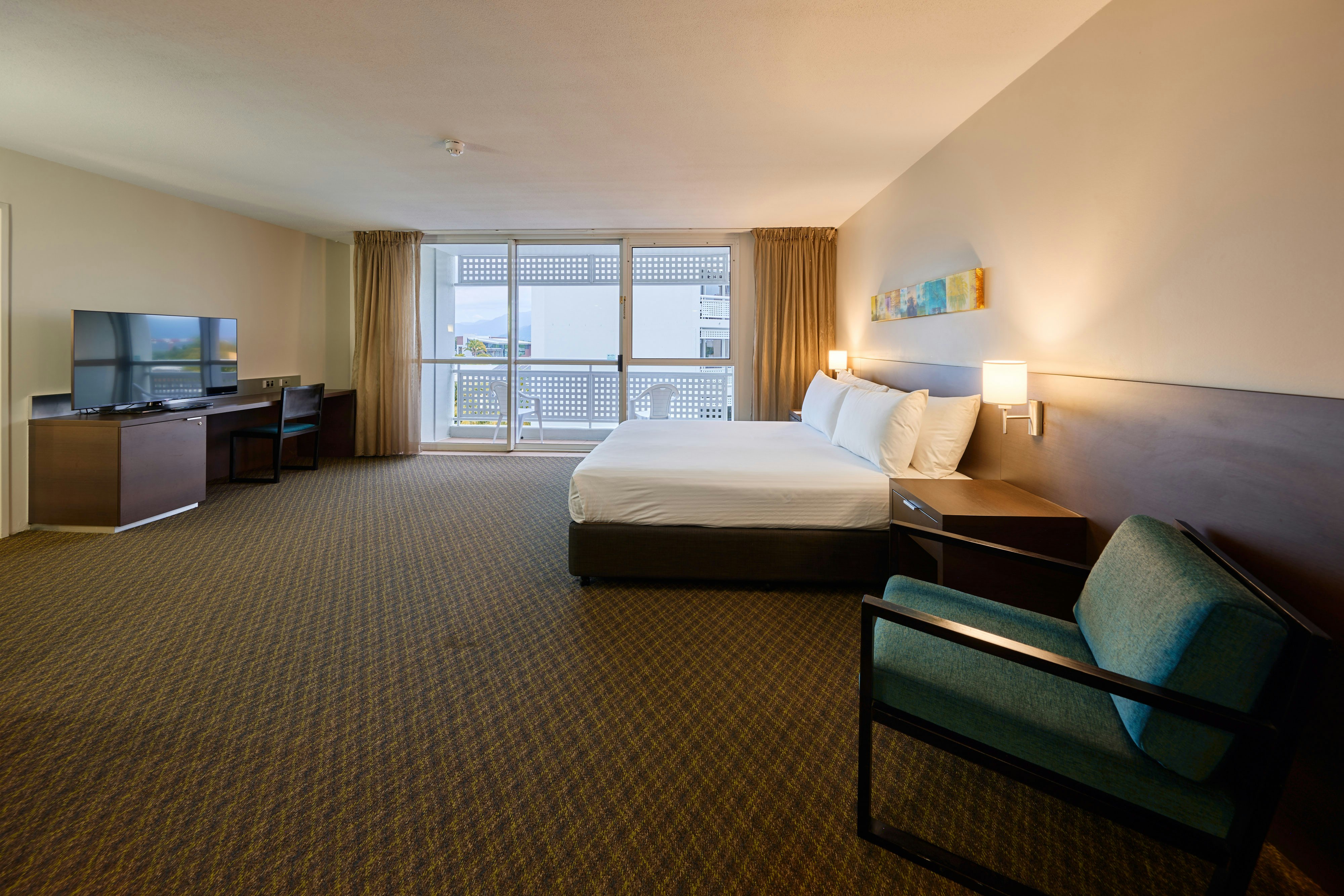 Premium, King Bed