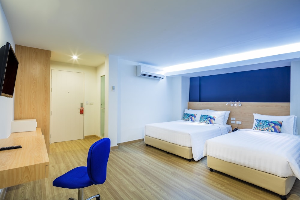 Solo Express Sukhumvit 81 25/57