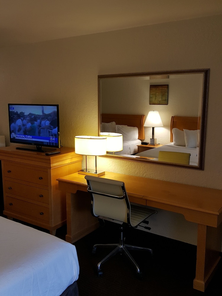 Garden Inn Homestead 70/81