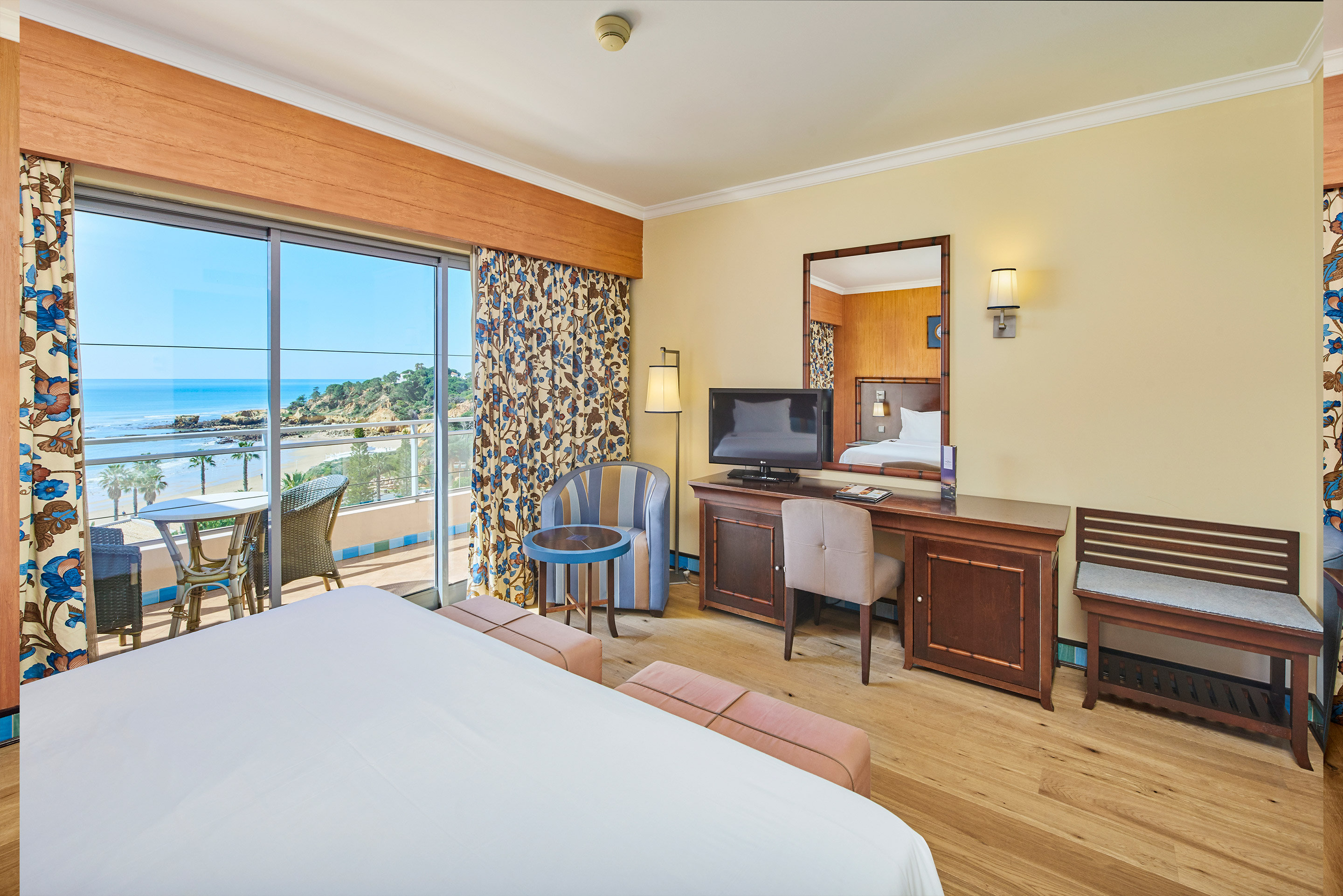 Grande Real Santa Eulalia Resort & Hotel Spa 19/69