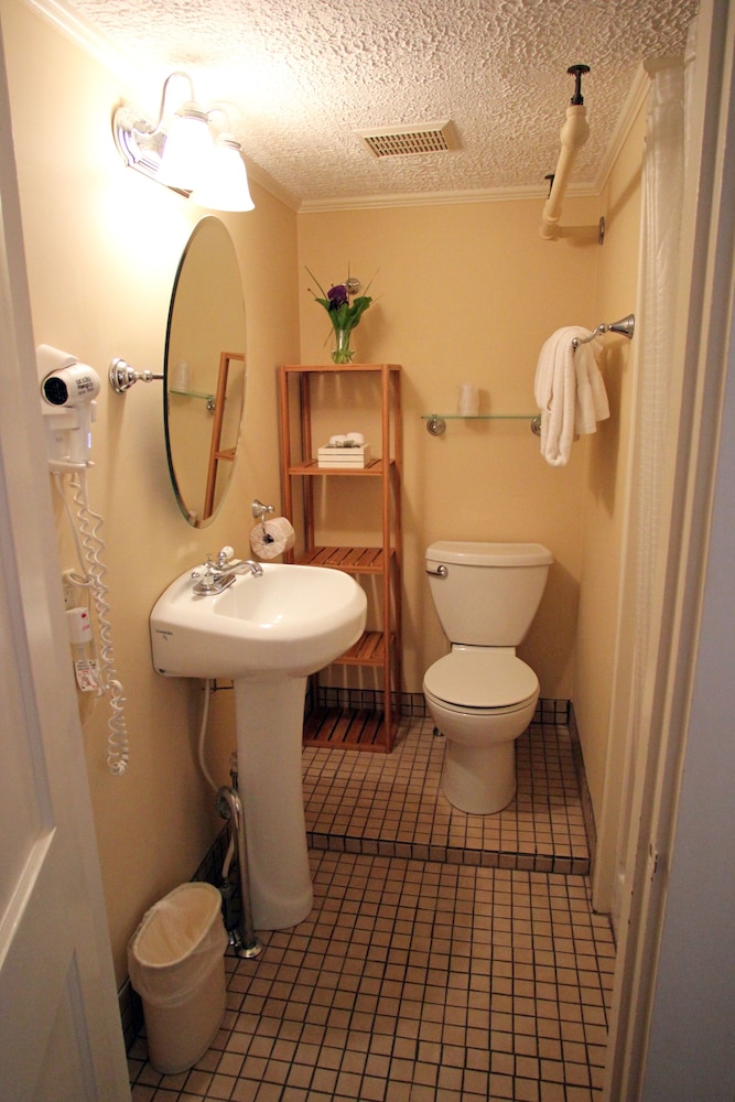 The Kennebunk Inn 44/50