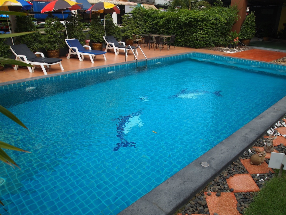 The Right Resort 31/40