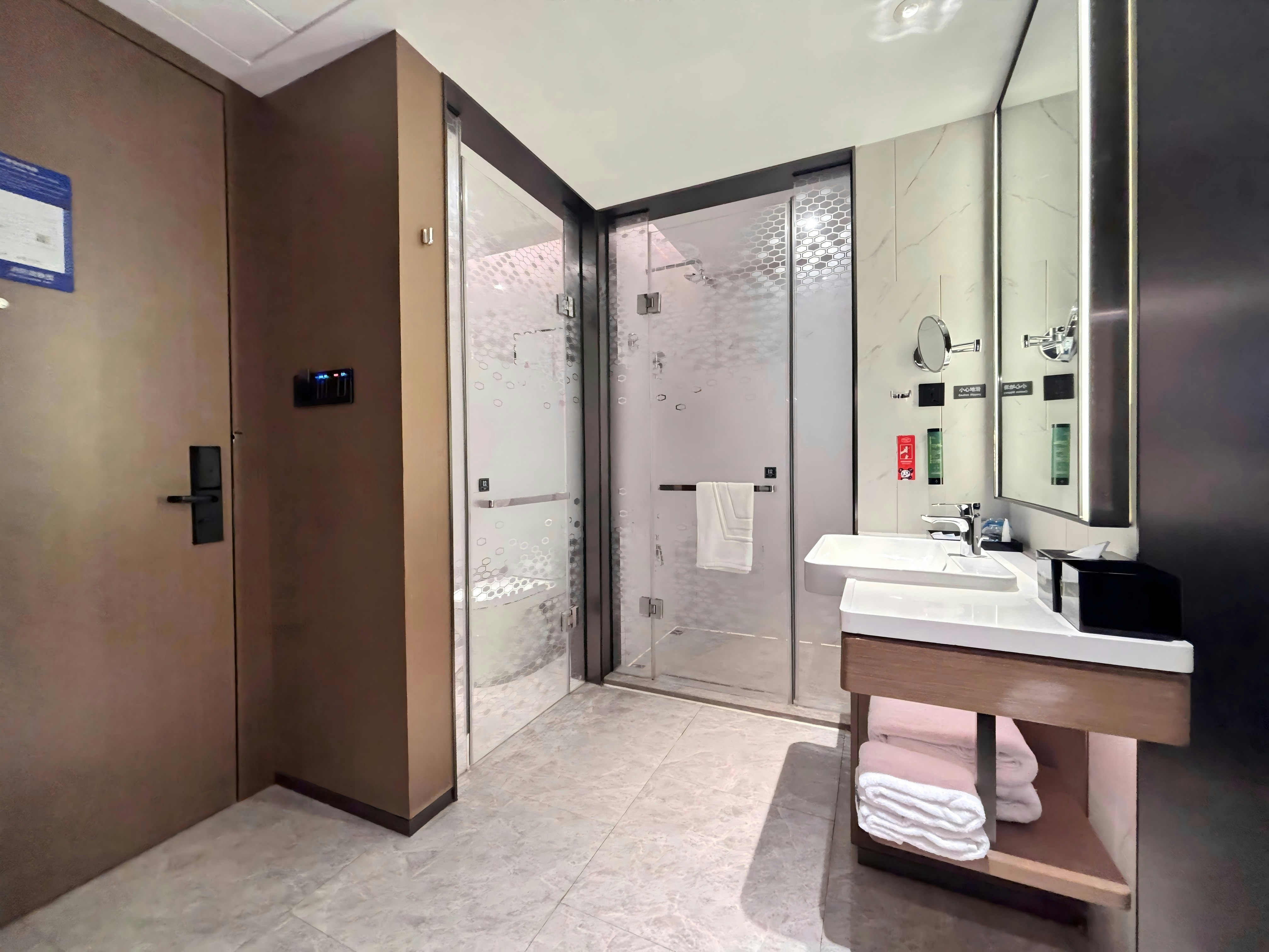 Hampton by Hilton Emeishan Scenic Area 18/19