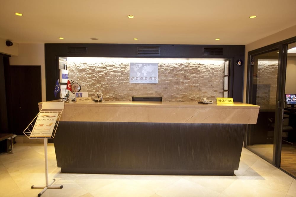 Grand Laleli Hotel 3/27