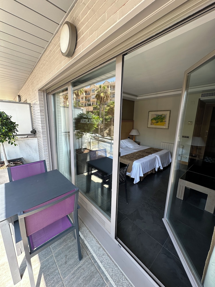 ArtPlatinum Suites and Apartments 11/33