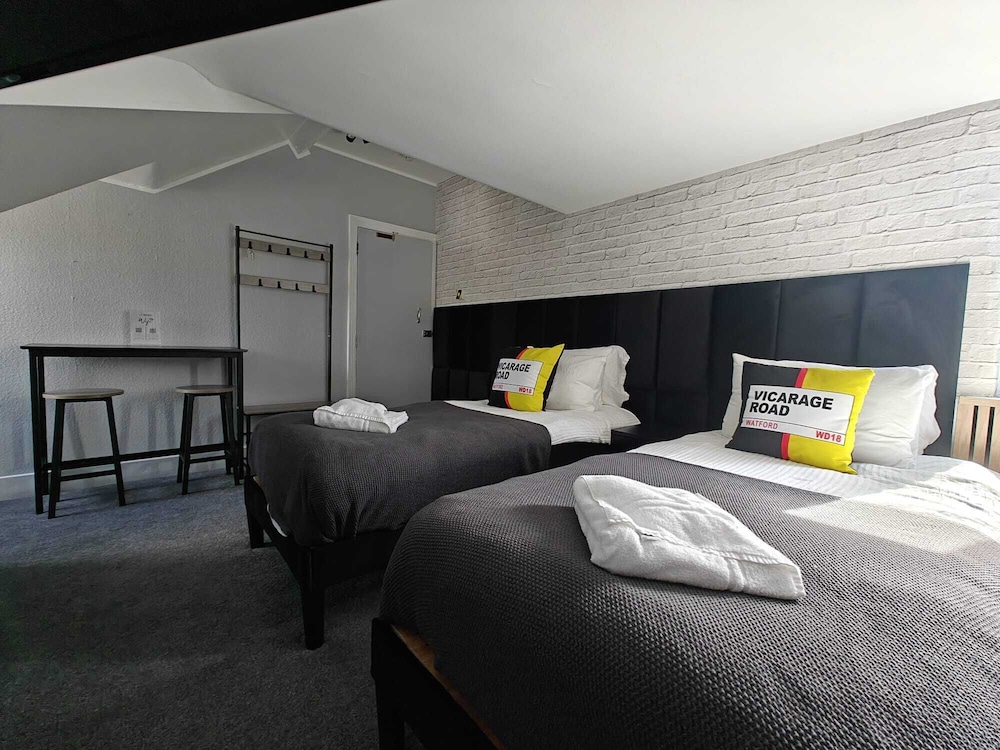 OYO Ricky Road Guest House - Budget 20/59