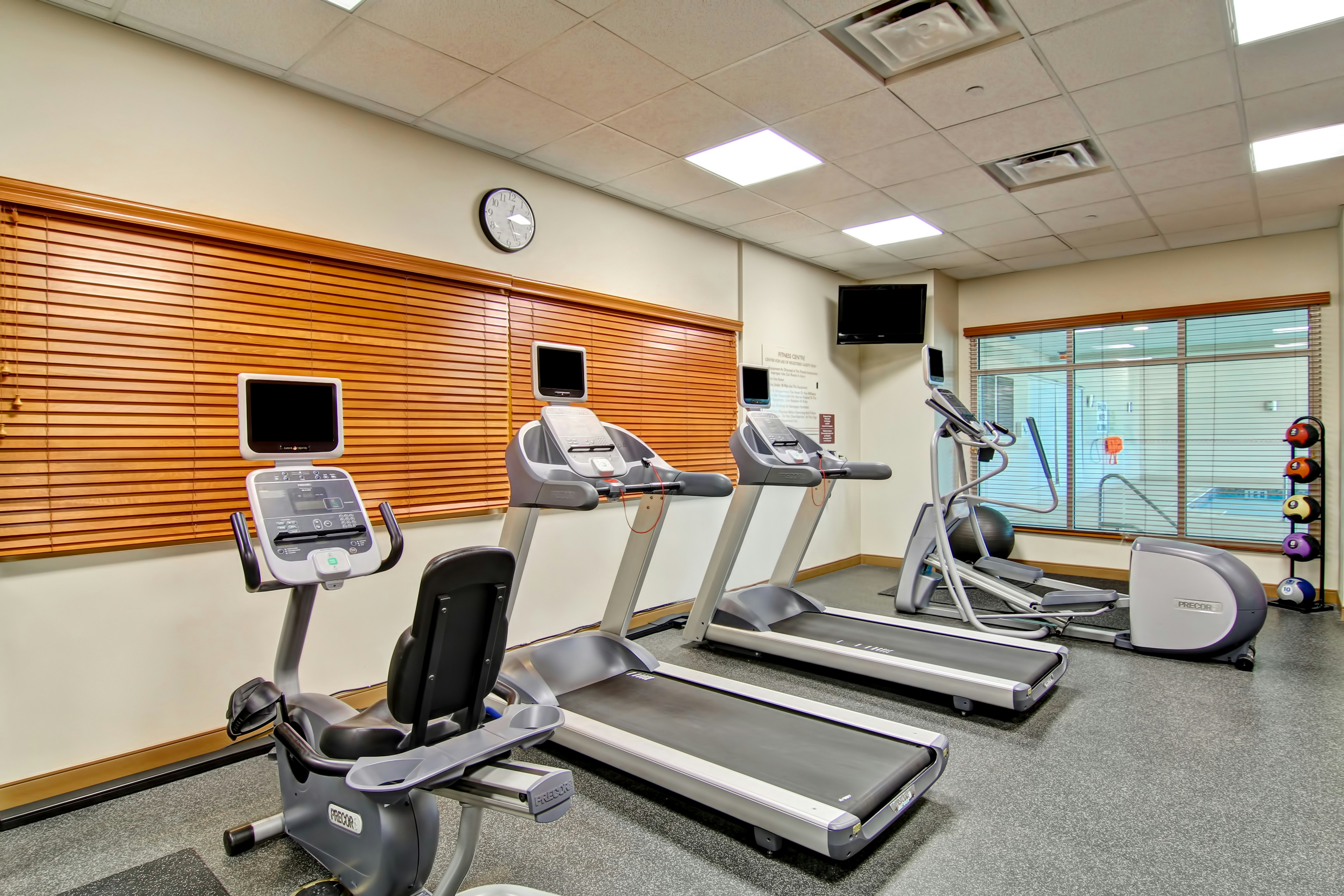 Hilton Garden Inn Ottawa Airport 42/86