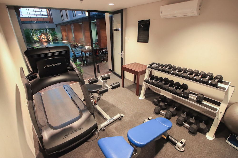 Swiss-Belinn Timika 21/41