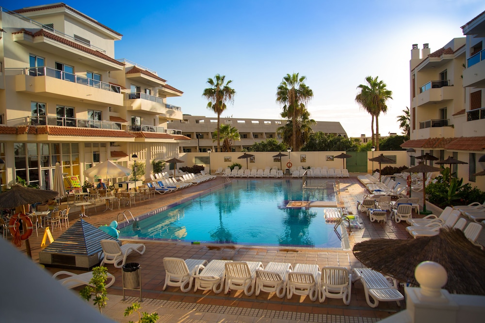 Oro Blanco Apartments 4/69