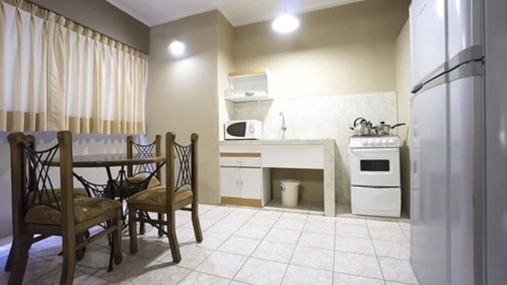 Suites Larco 656 37/50