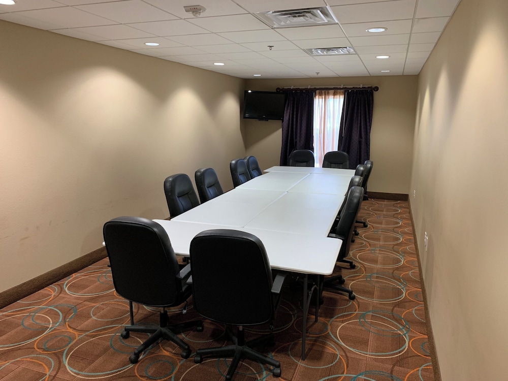 Holiday Inn Express & Suites Havelock NW-New Bern, an IHG Hotel 39/45