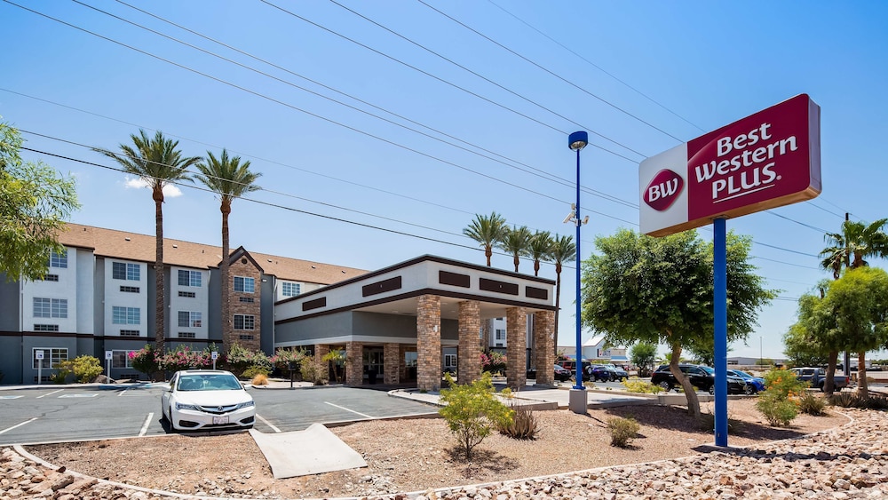 Best Western Plus Yuma Foothills Inn & Suites 3/41