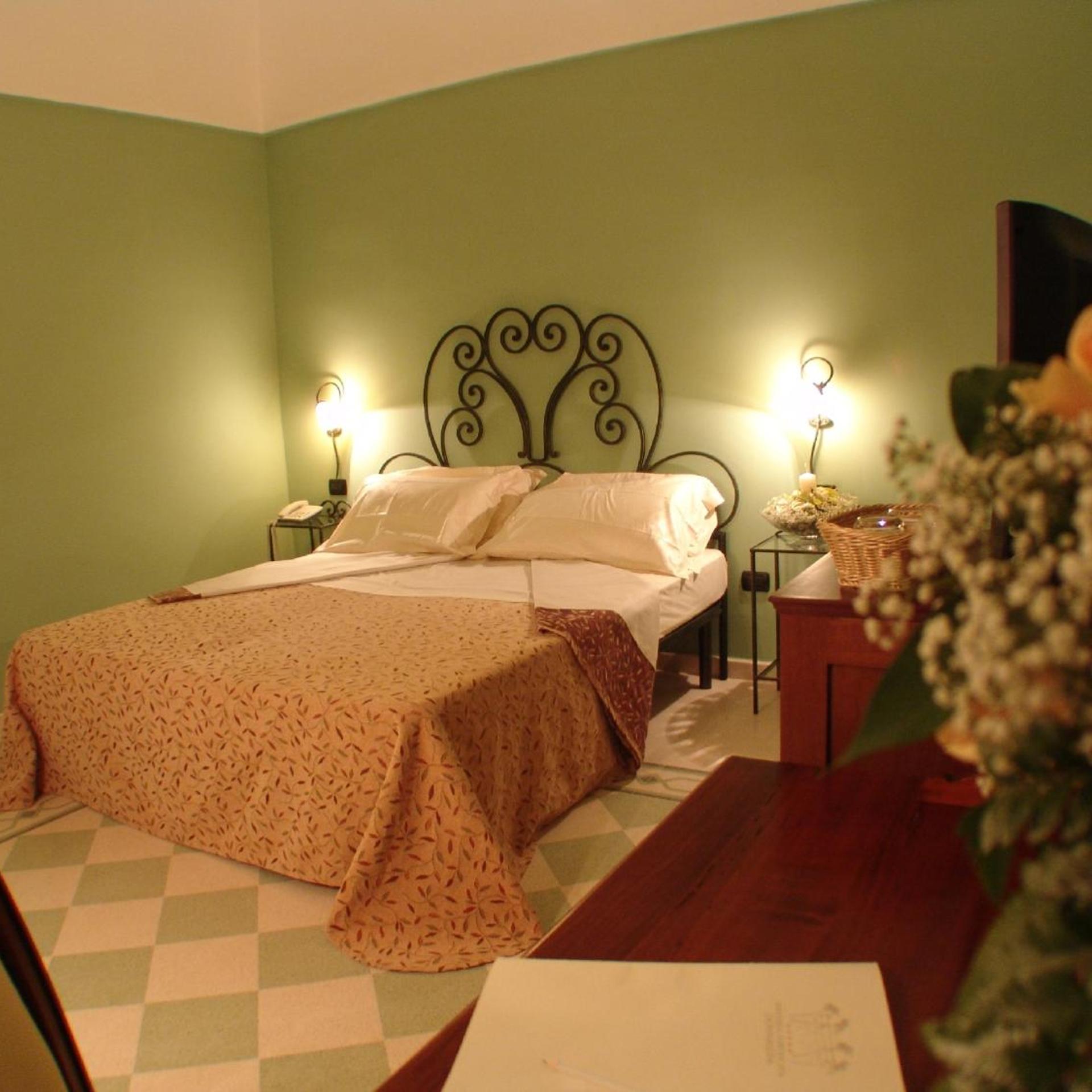 Executive, Double Bed, Paseo Sea View