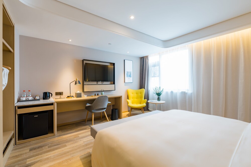 Atour S Hotel Shanghai Oriental Pearl Tower 12/68