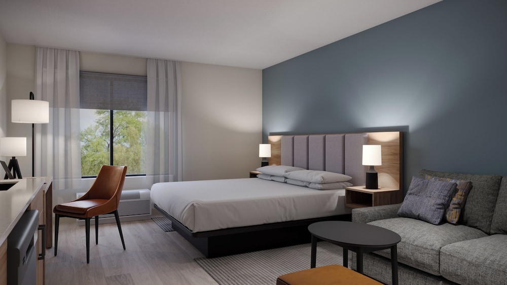 Hyatt Studios Tallahassee I-10 4/14