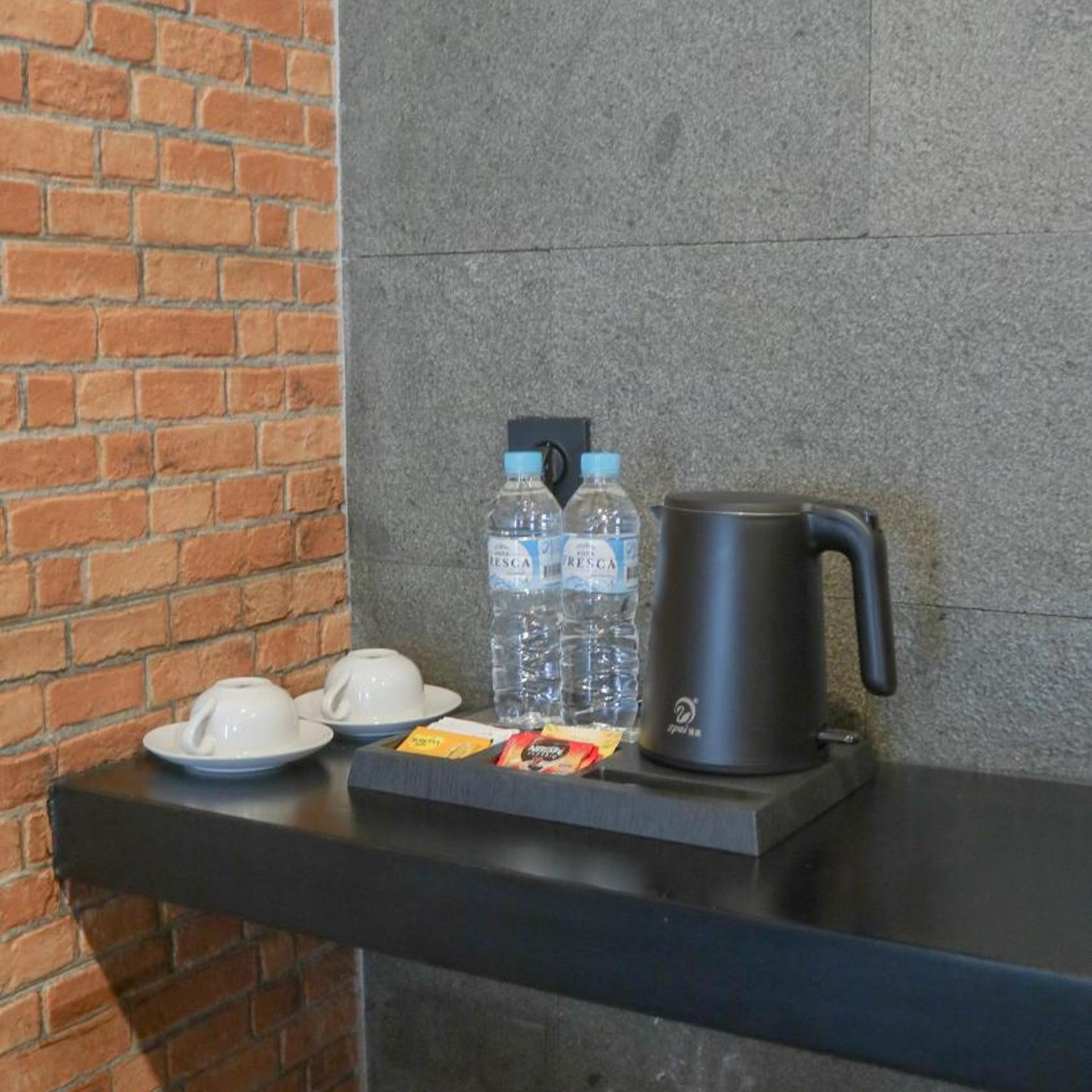 JL World Hotel Dili 50/50