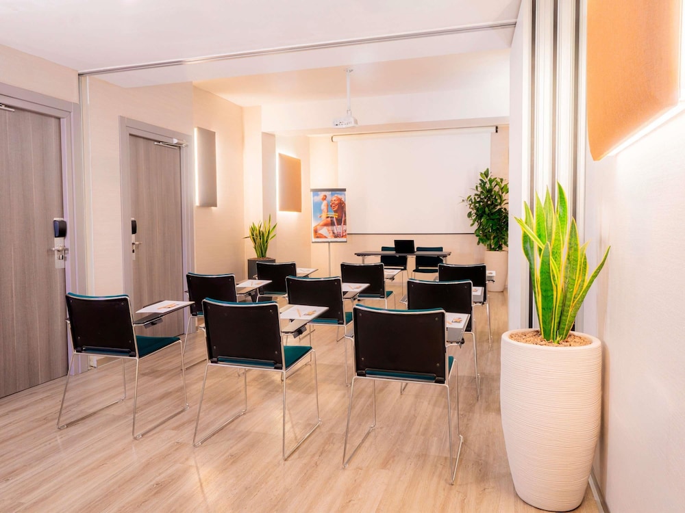 MERCURE FIRENZE CENTRO 51/73