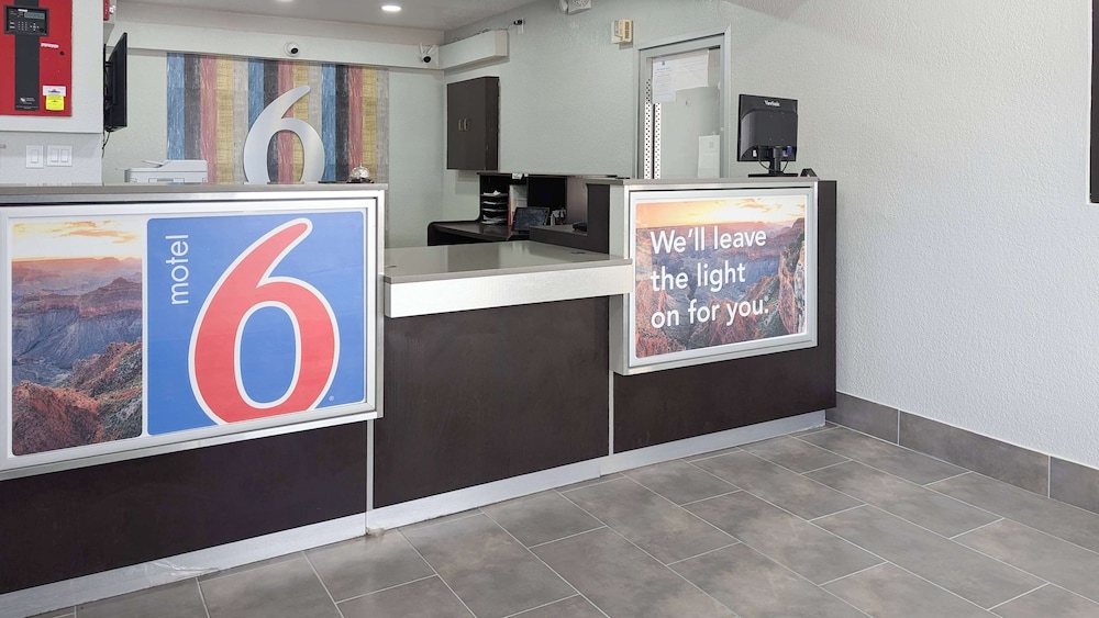 Motel6 Victoria, TX 8/52