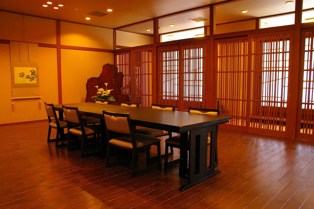 Shorenkan Yoshinoya 58/69