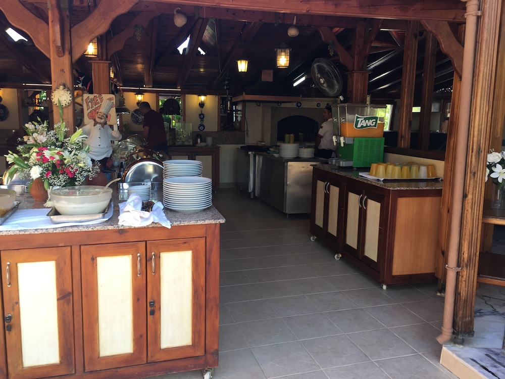 Asur Hotel & Aparts & Villas 7/50