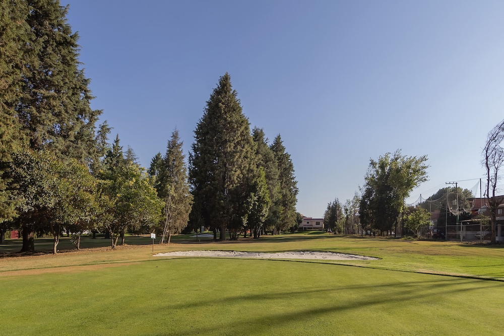 Collection O Hotel La Huerta Golf & Hotel, Cholula 26/58