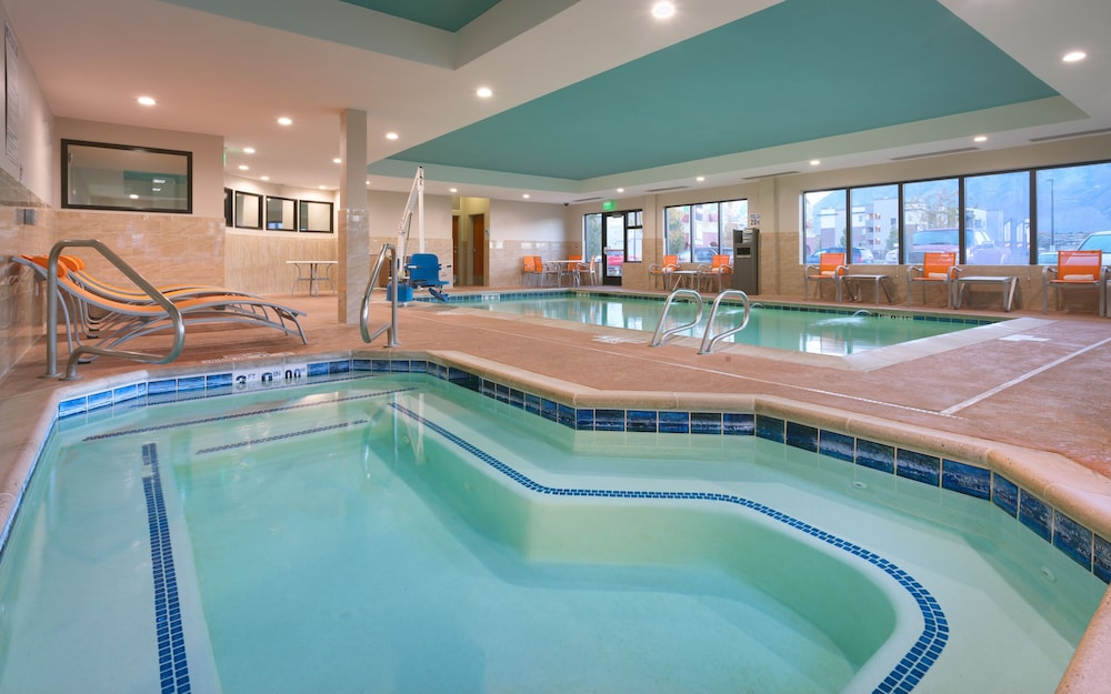 Holiday Inn Express Hotel And Suites Orem North Provo 31/60