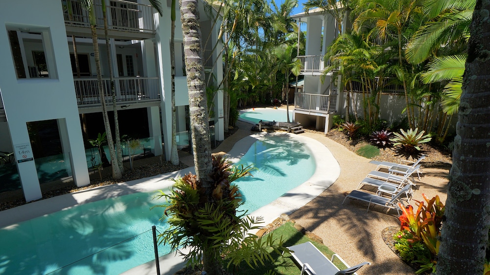 OFFSHORE NOOSA RESORT 70/78