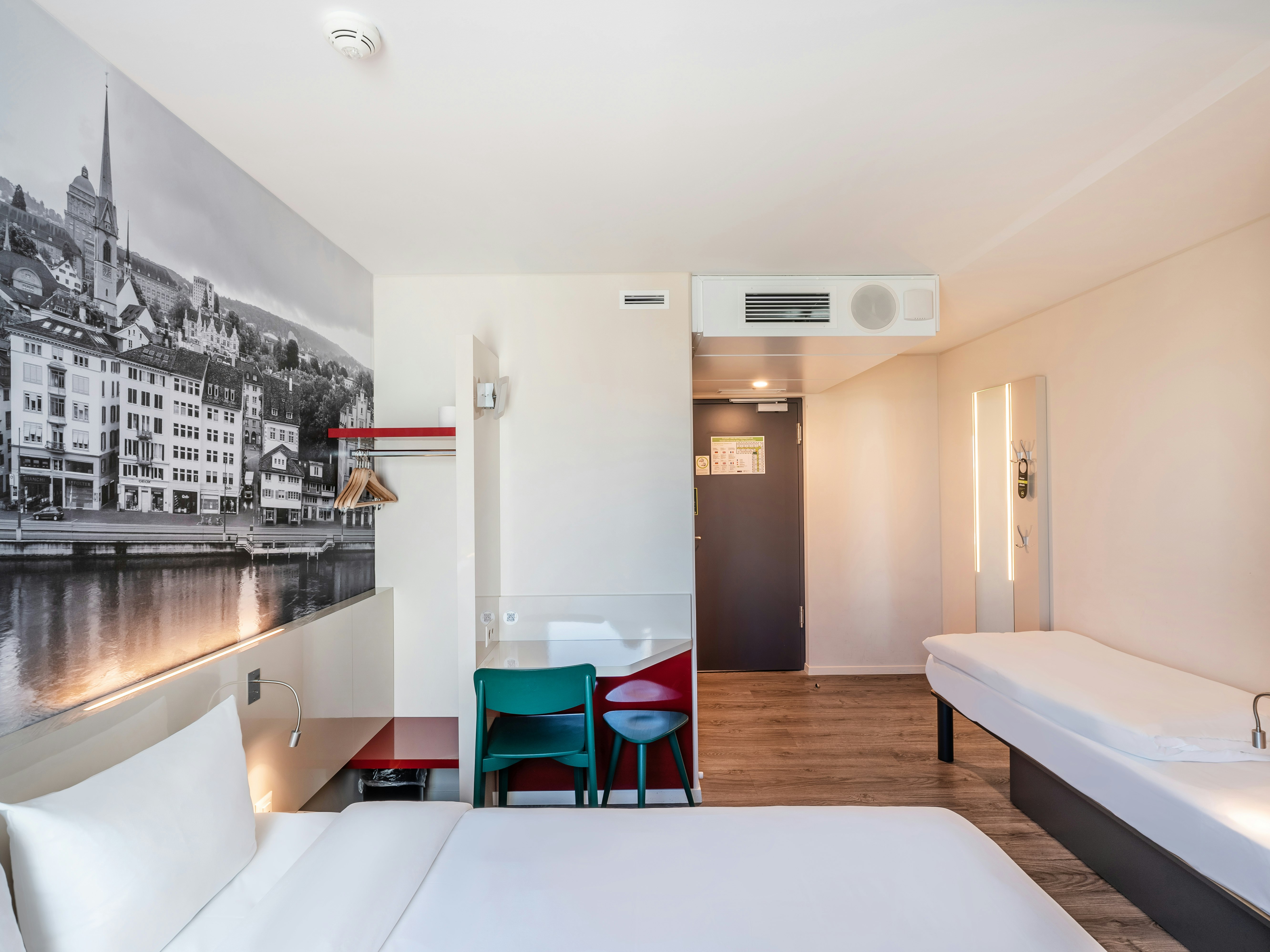 B&B Hotel Zurich Airport 9/38