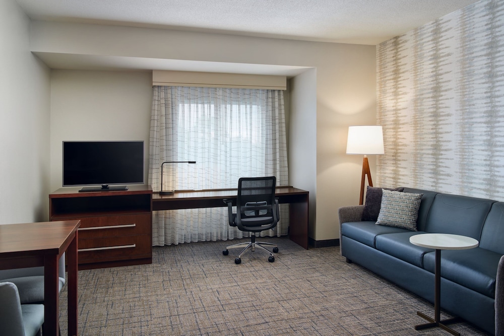 Residence Inn Fort Myers at I-75 and Gulf Coast Town Center 31/53